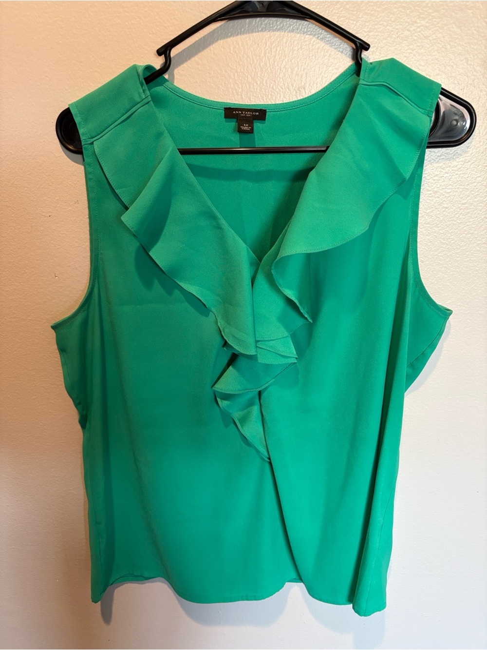 Ann Taylor Teal Green Ruffle V-Neck Sleeveless Top